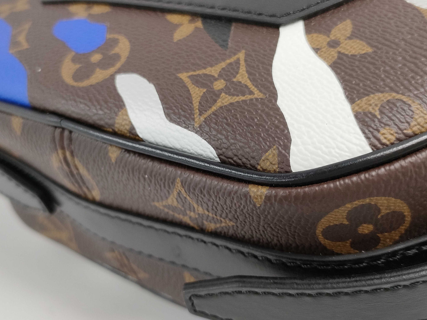 LOUIS VUITTON Louis Vuitton Boite Chapeau Souple Shoulder Bag