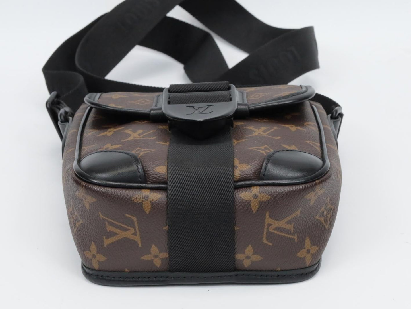 LOUIS VUITTON Monogram Macassar Archie Messenger Bag M46442 RFID Shoulder Bag