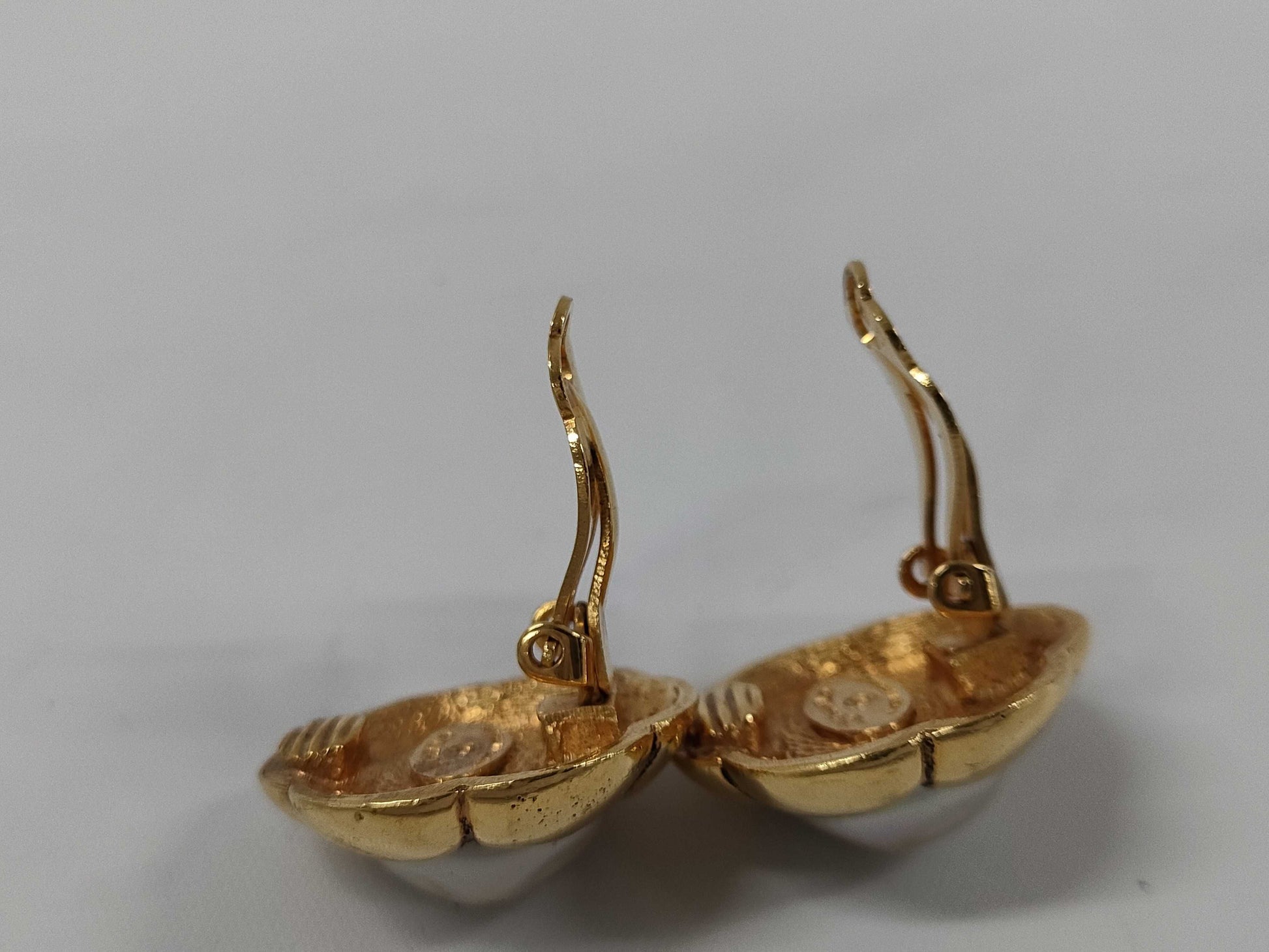 CHANEL GP x Faux Pearl Vintage Earrings with Rice, No Elastic