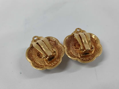 CHANEL GP x Faux Pearl Vintage Earrings with Rice, No Elastic