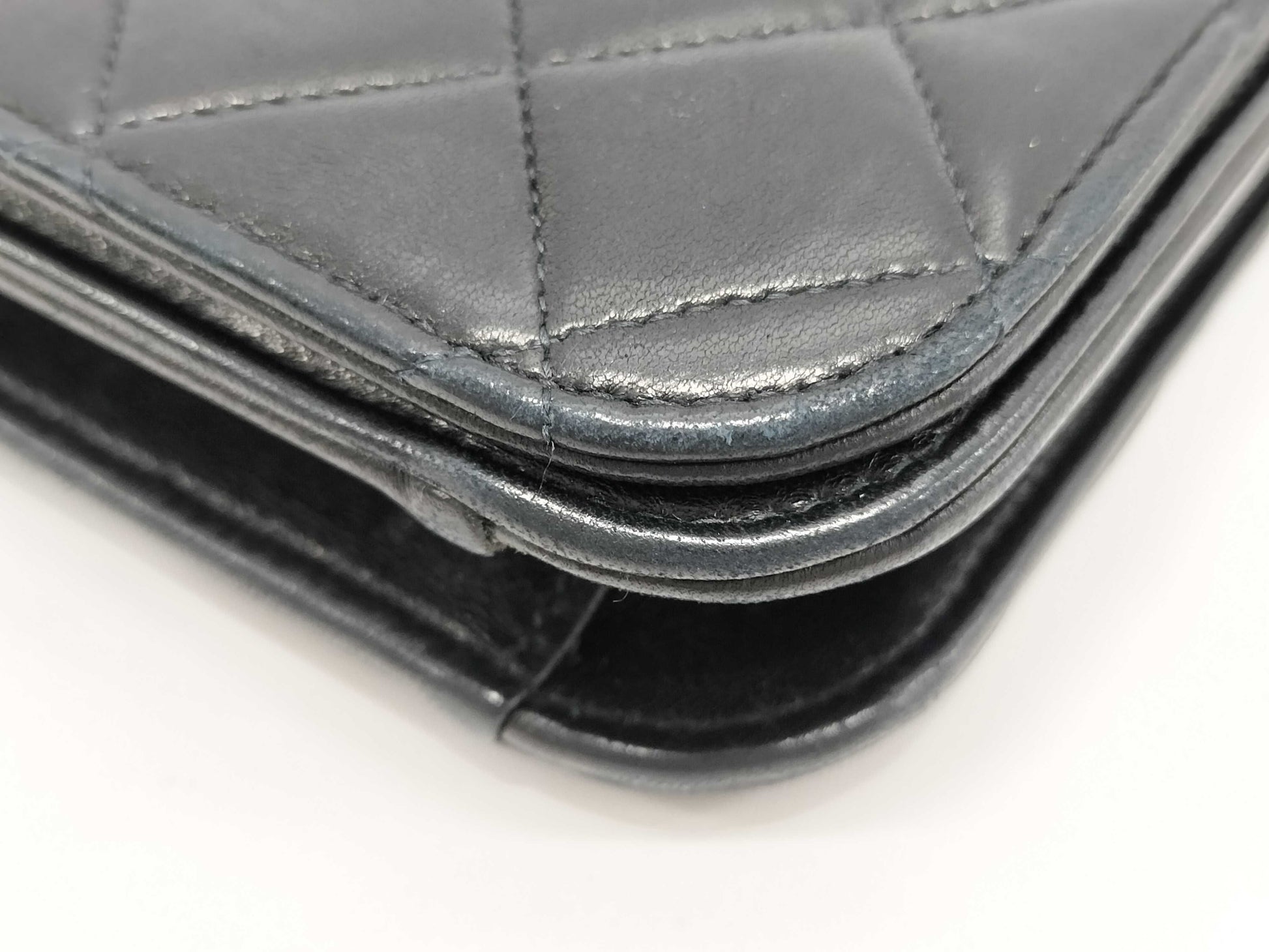 CHANEL Matelasse Black Chain Shoulder Bag