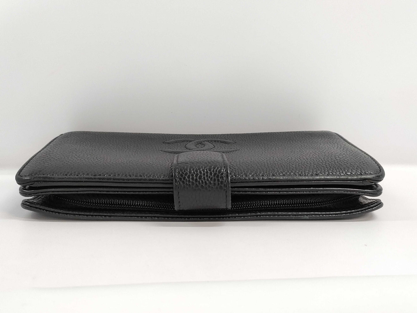 CHANEL Caviar Leather Bi-fold Long Wallet 16987799 Wallet