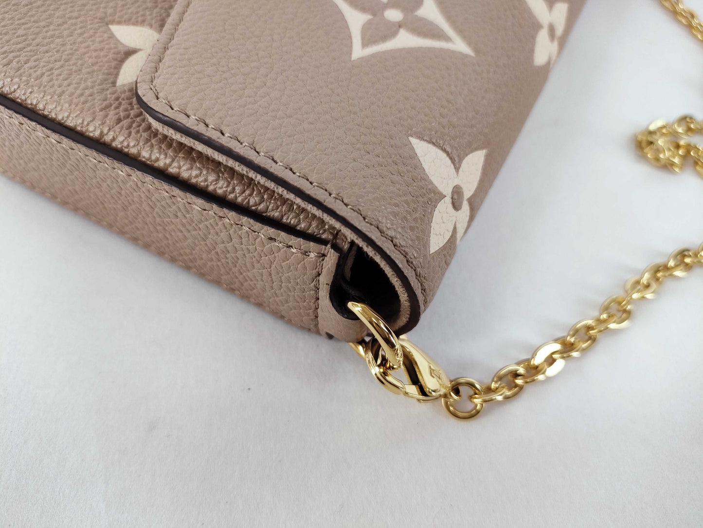 LOUIS VUITTON Monogram Pochette Felicie M82610 Shoulder Bag