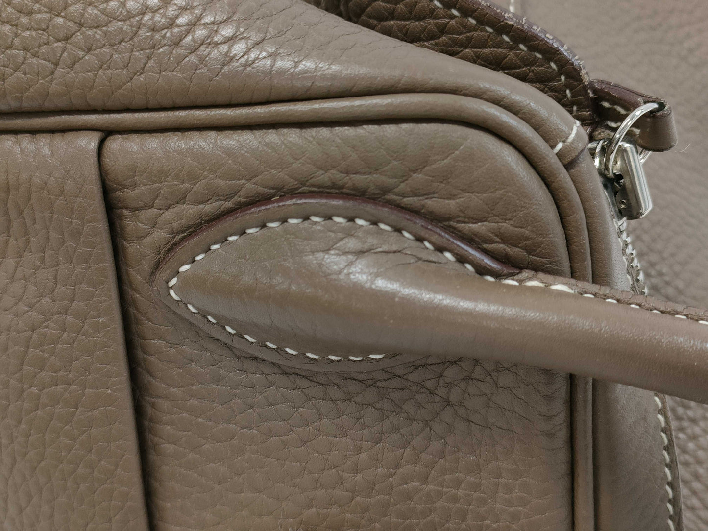 HERMES Lindy 30 Etoupe Taurillon X Stamped Handbag