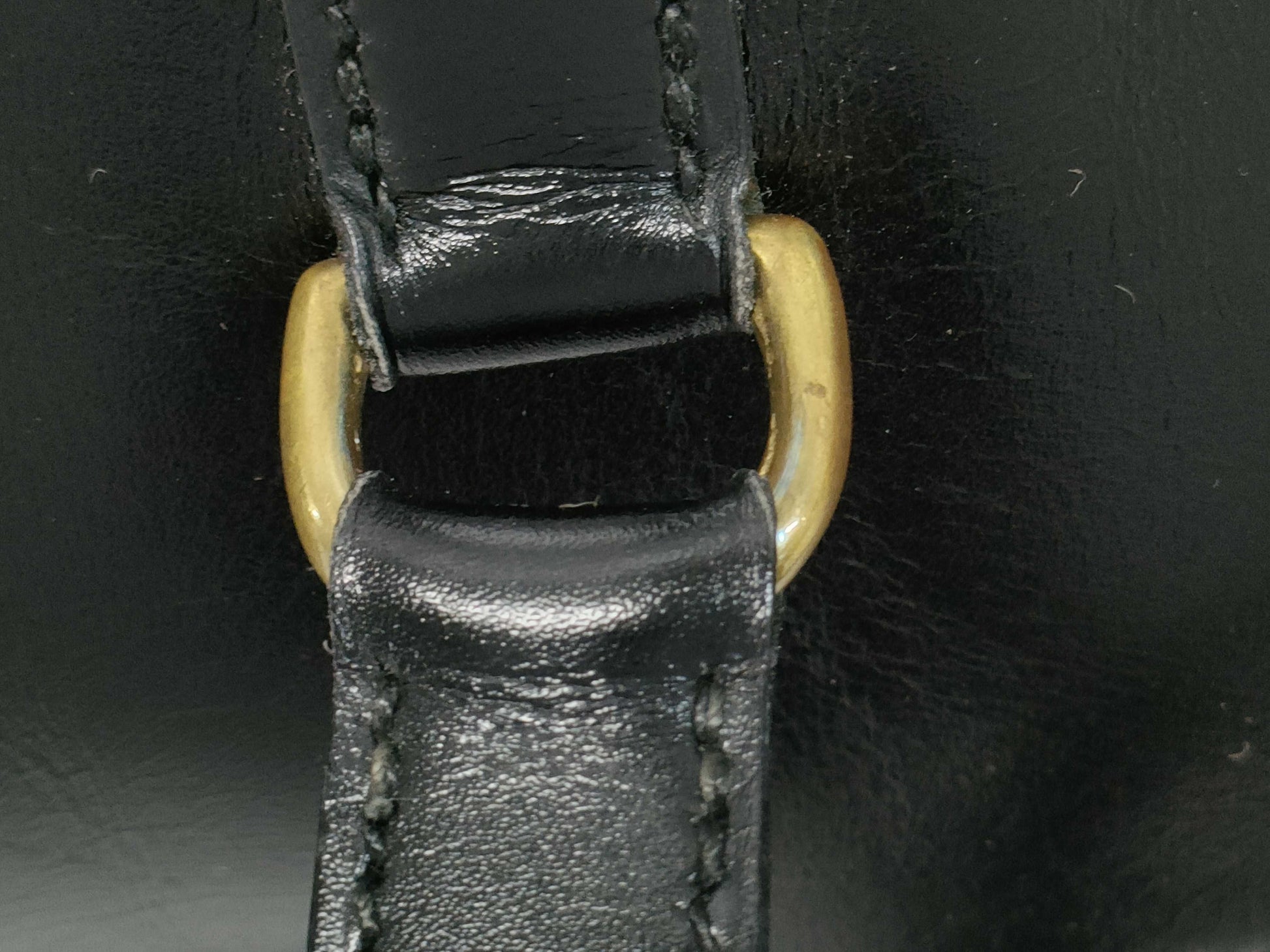 HERMES Small Rd Box Calf Handbag with 〇R Stamp