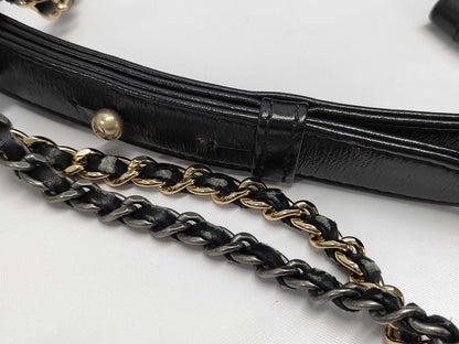 CHANEL Gabriel Chain Shoulder Bag in Navy