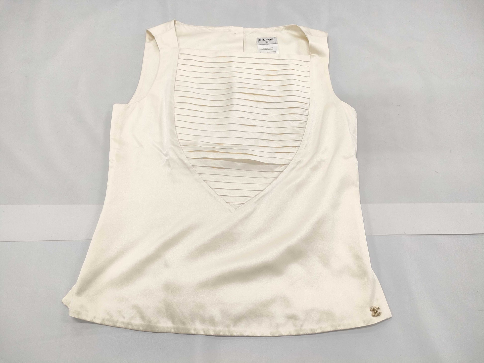 CHANEL Sleeveless Beige 07A #36 Top