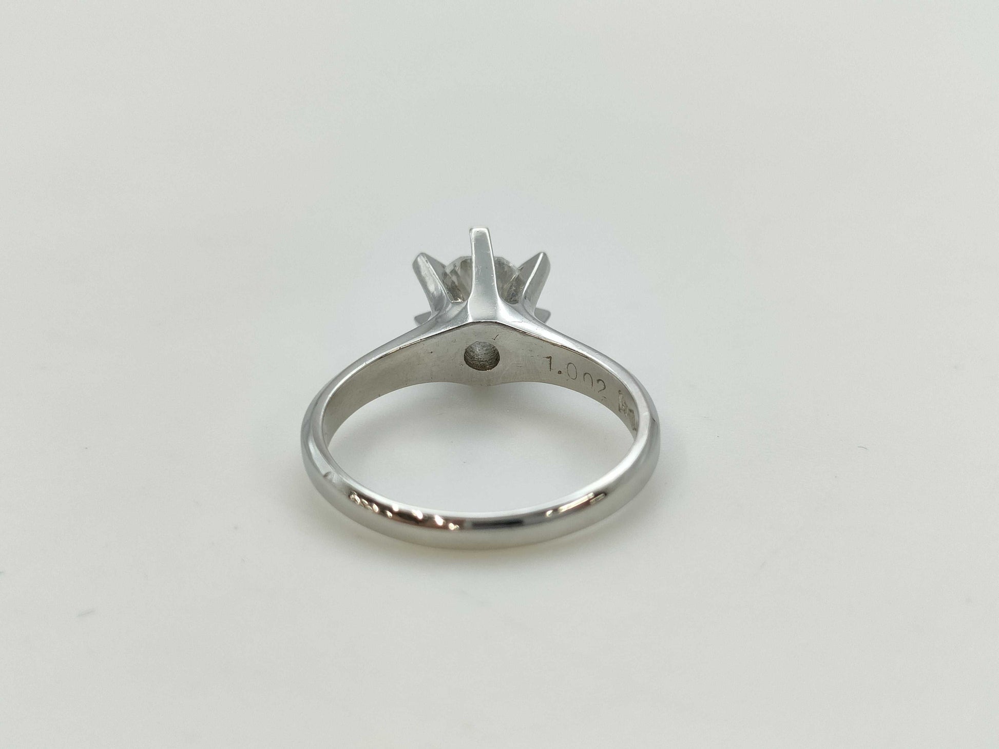 D1.002ct PT900 6.3g Ring 