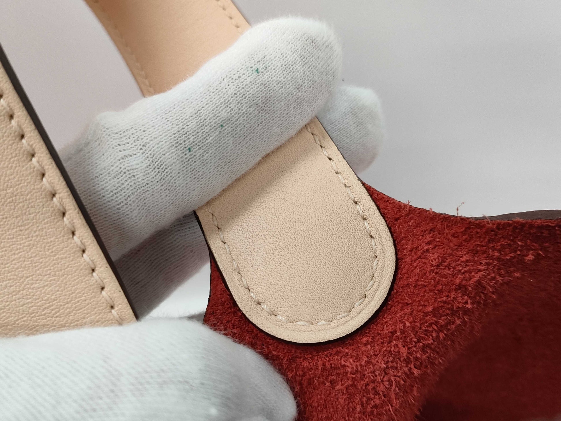 HERMES Picotin Lock MM Taurillon Clemence x Swift Leather Handbag