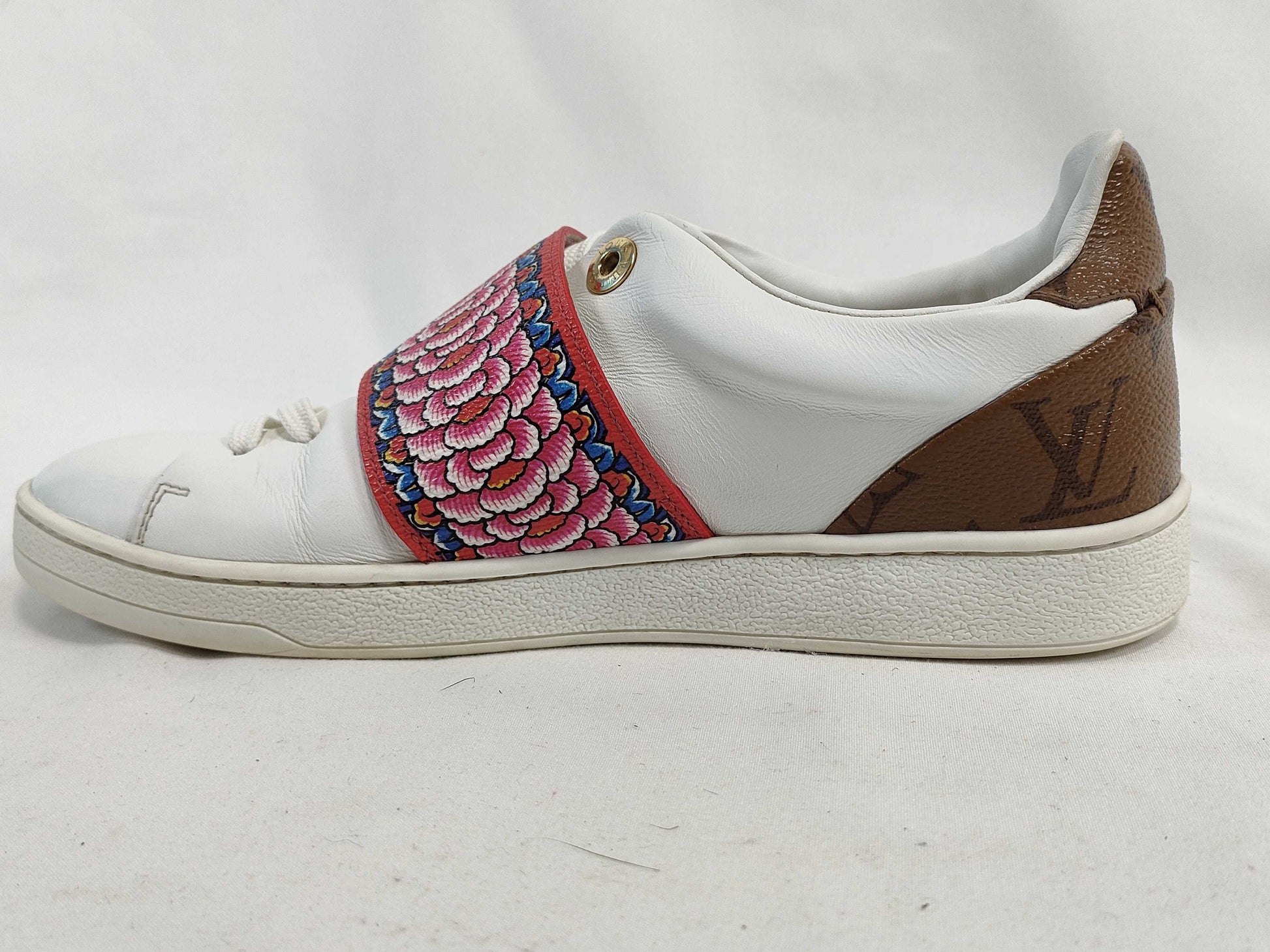 LOUIS VUITTON Louis Vuitton Women's Sneakers Size 35.5