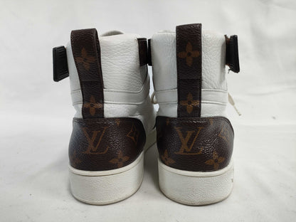 LOUIS VUITTON Louis Vuitton Women's Shoes Size 38 Sneakers