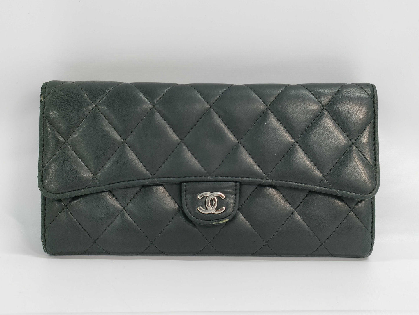CHANEL CHANEL Lambskin Matelasse Coco Mark Long Wallet Z6645 Wallet