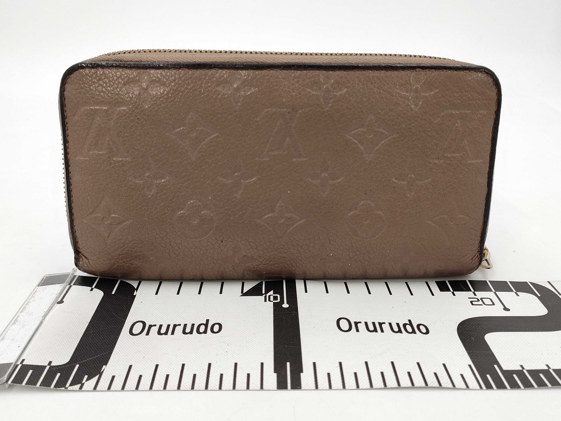 LOUIS VUITTON Long Wallet