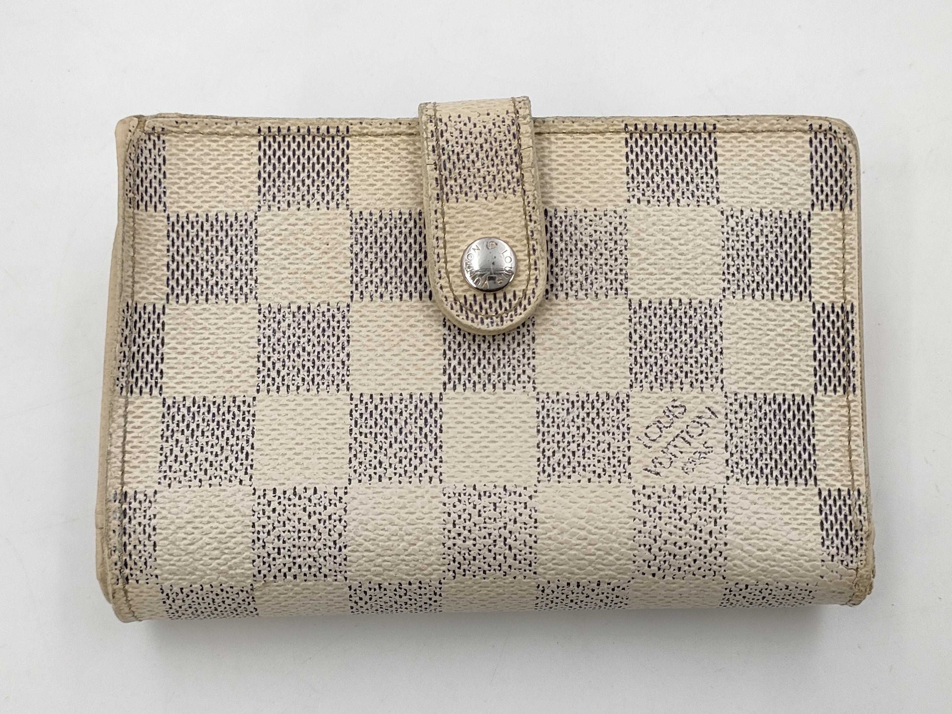 LOUIS VUITTON wallet