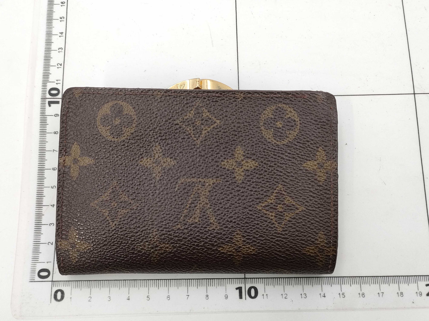 LOUIS VUITTON wallet