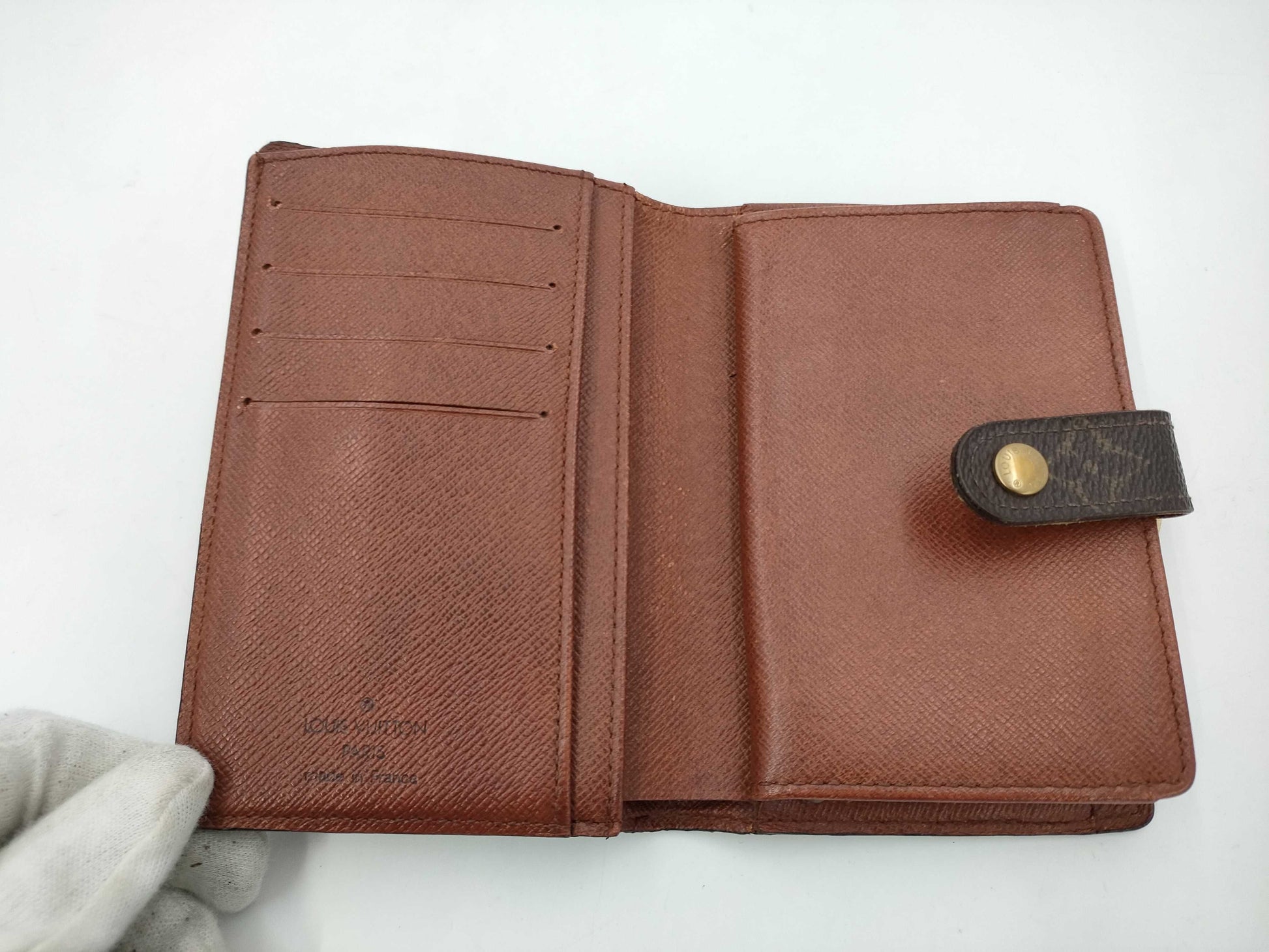 LOUIS VUITTON wallet