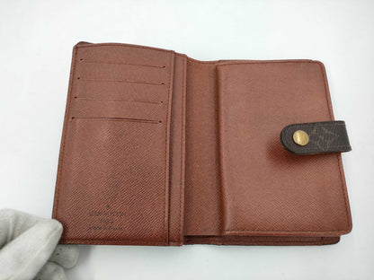 LOUIS VUITTON wallet