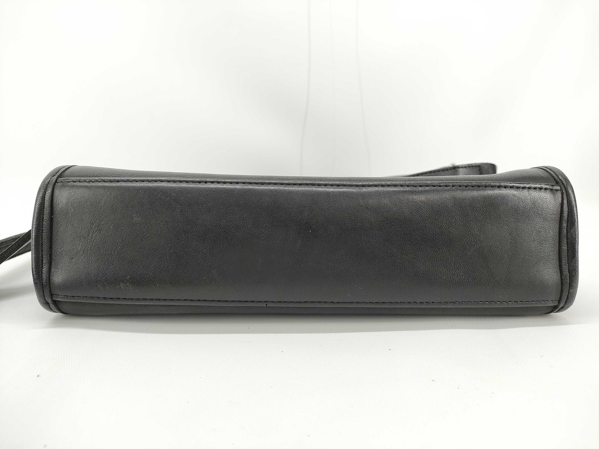 COACH Old Turnlock 2-Way Handbag Black Handbag