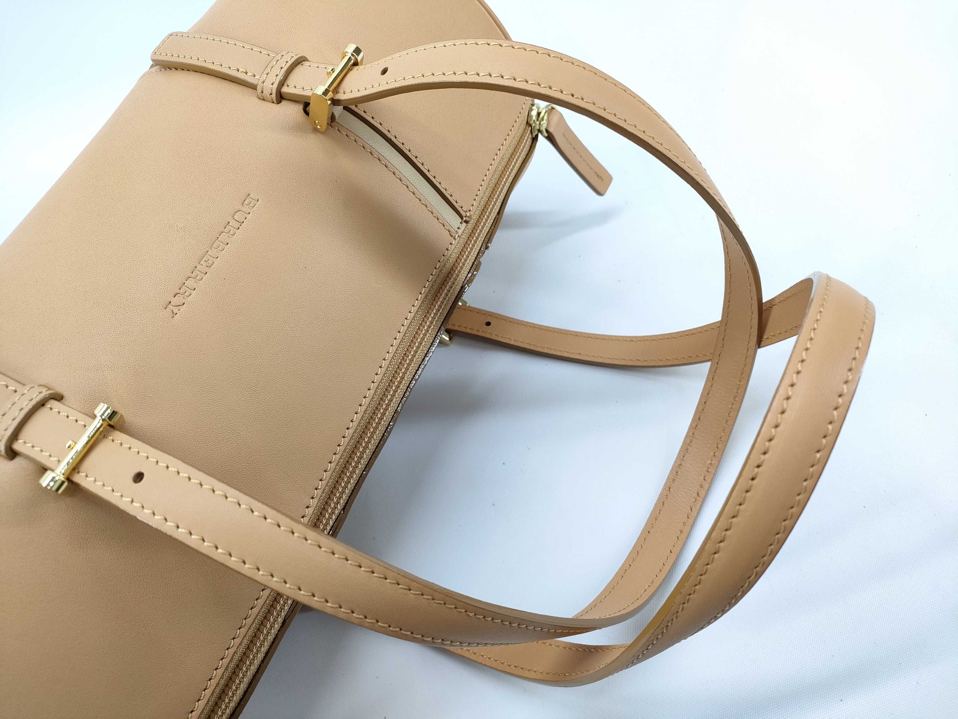 BURBERRY Papillon-type leather handbag