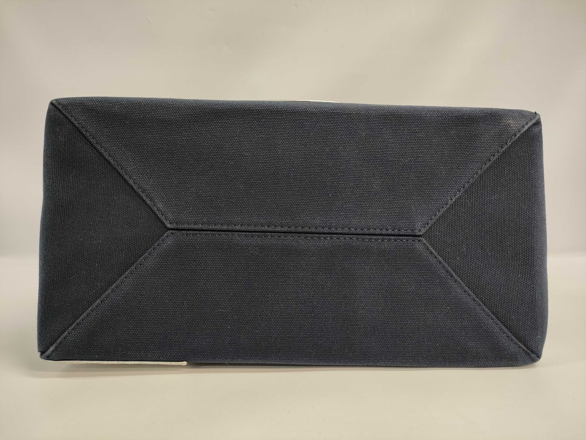 CHANEL No. 5 Deca Coco Chain Tote Bag