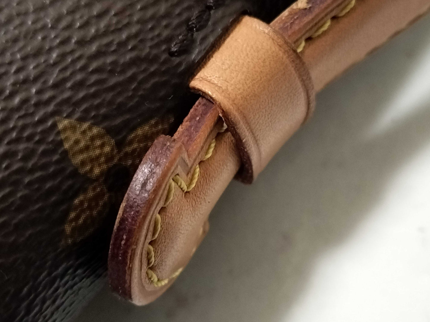 LOUIS VUITTON Monogram LV Patches Pochette Metis MM Monogram M43991 Shoulder Bag