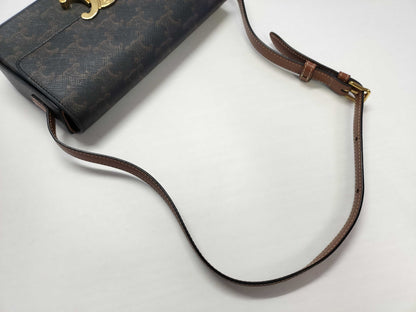 CELINE Claude Triomphe Shoulder Bag 194142/Black x Tan/Triomphe Canvas Shoulder Bag