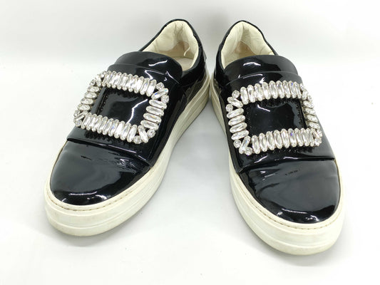 Roger Vivier Crystal Enamel Pumps, Black, Size 34.5, Loafers