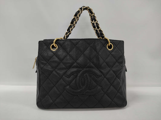 CHANEL Reissue Shoulder Bag in Caviar Black