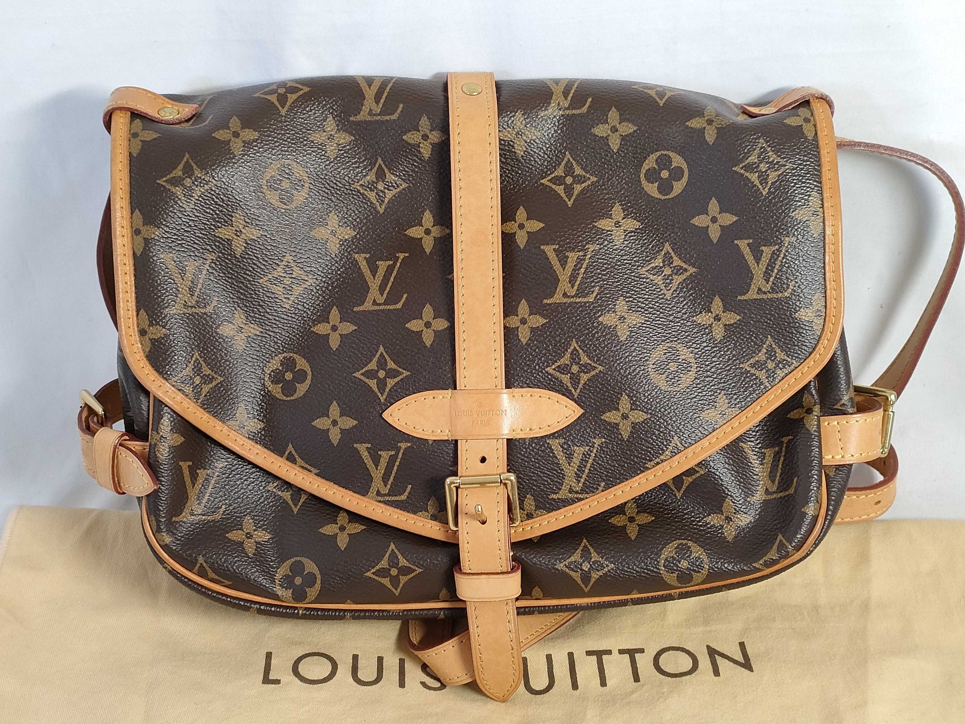 LOUIS VUITTON Monogram Saumur Shoulder Bag MB0178 Shoulder Bag