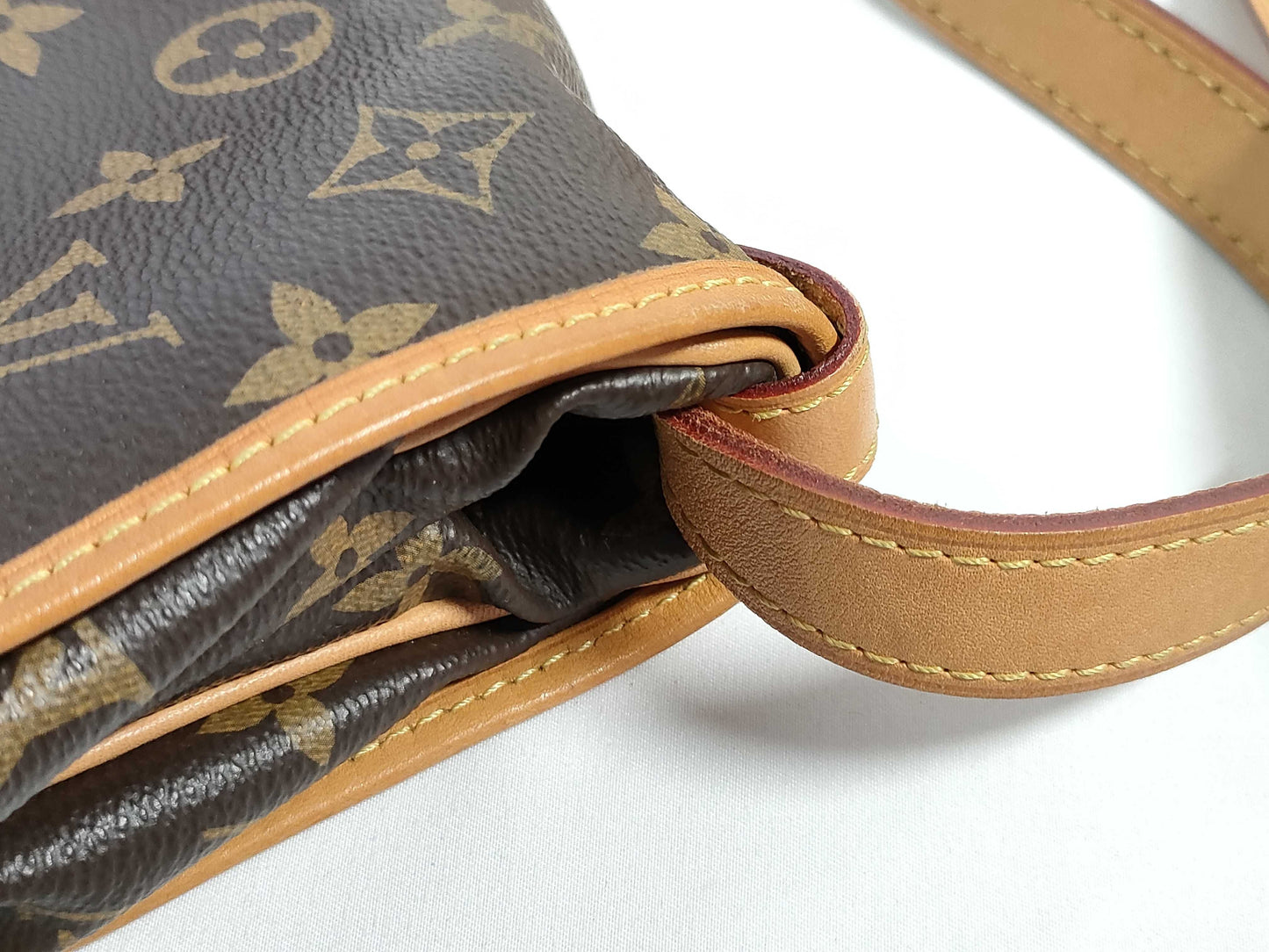 LOUIS VUITTON Monogram Saumur Shoulder Bag MB0178 Shoulder Bag