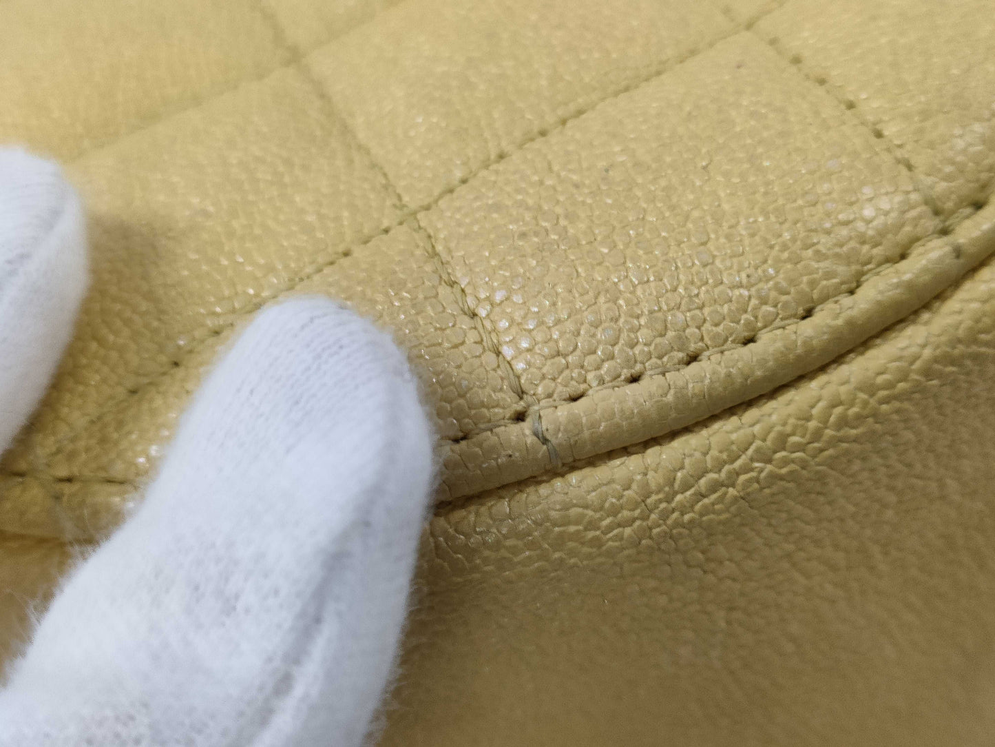 CHANEL Caviar Matelasse Round Chain Shoulder Bag with Seal Card