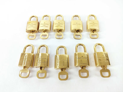 LOUIS VUITTON Cadena & Key x 10 Other Accessories