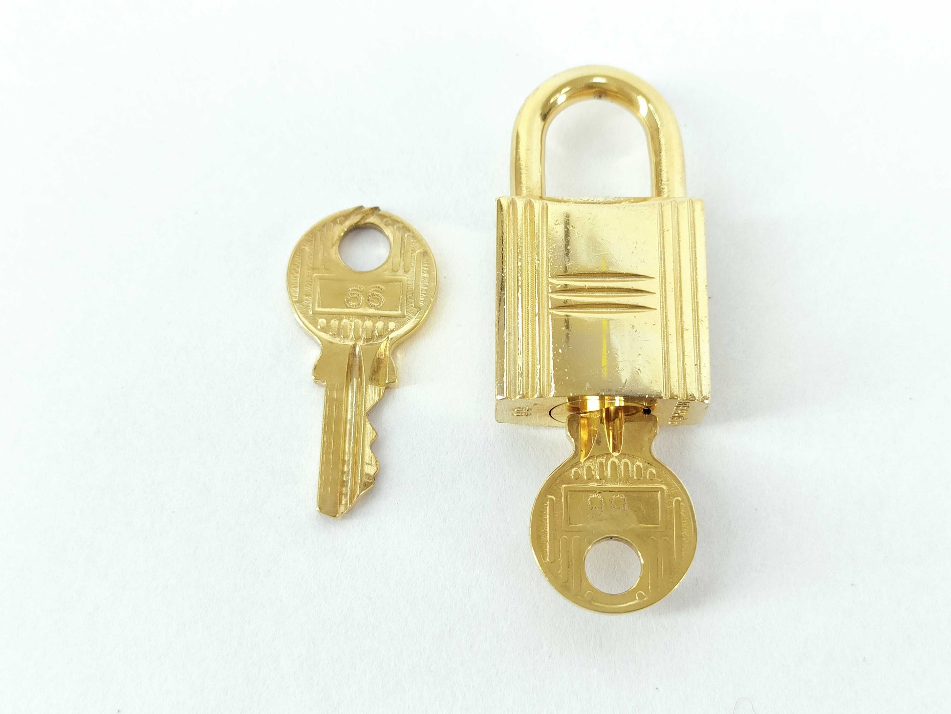 HERMES Cadena and Key x 2 Other Accessories