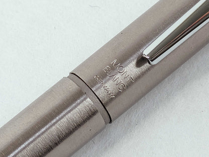 Fountain pen Pen, Fountain pen