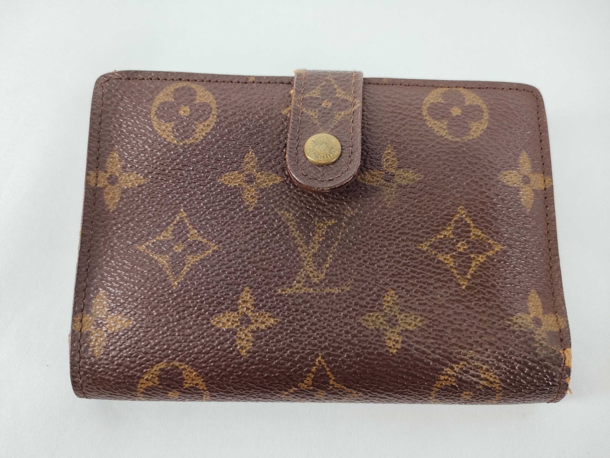 LOUIS VUITTON Monogram Louis Vuitton Wallet