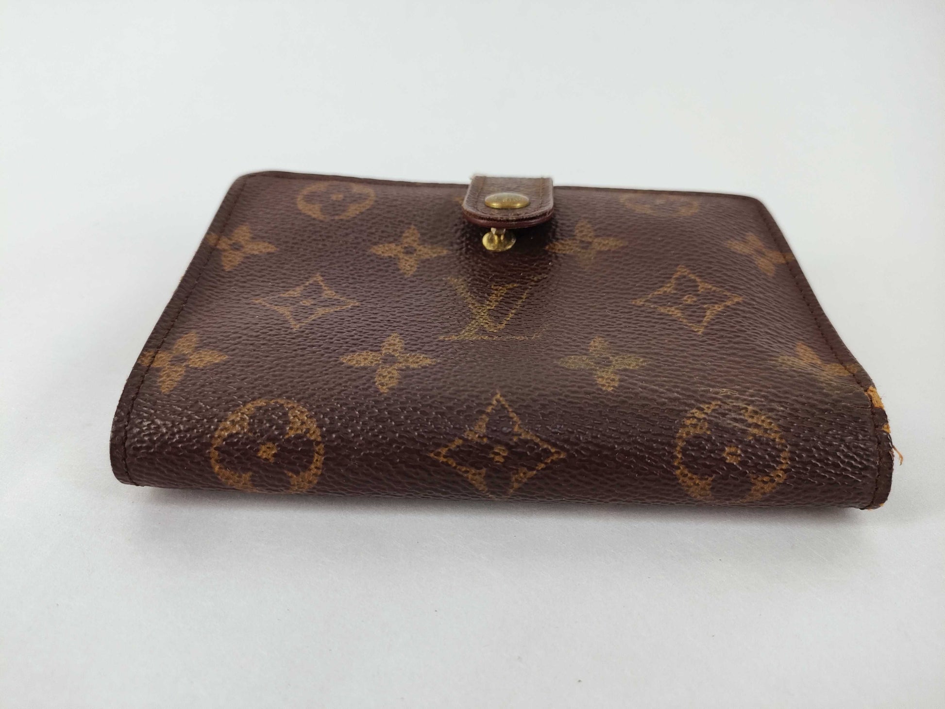 LOUIS VUITTON Monogram Louis Vuitton Wallet