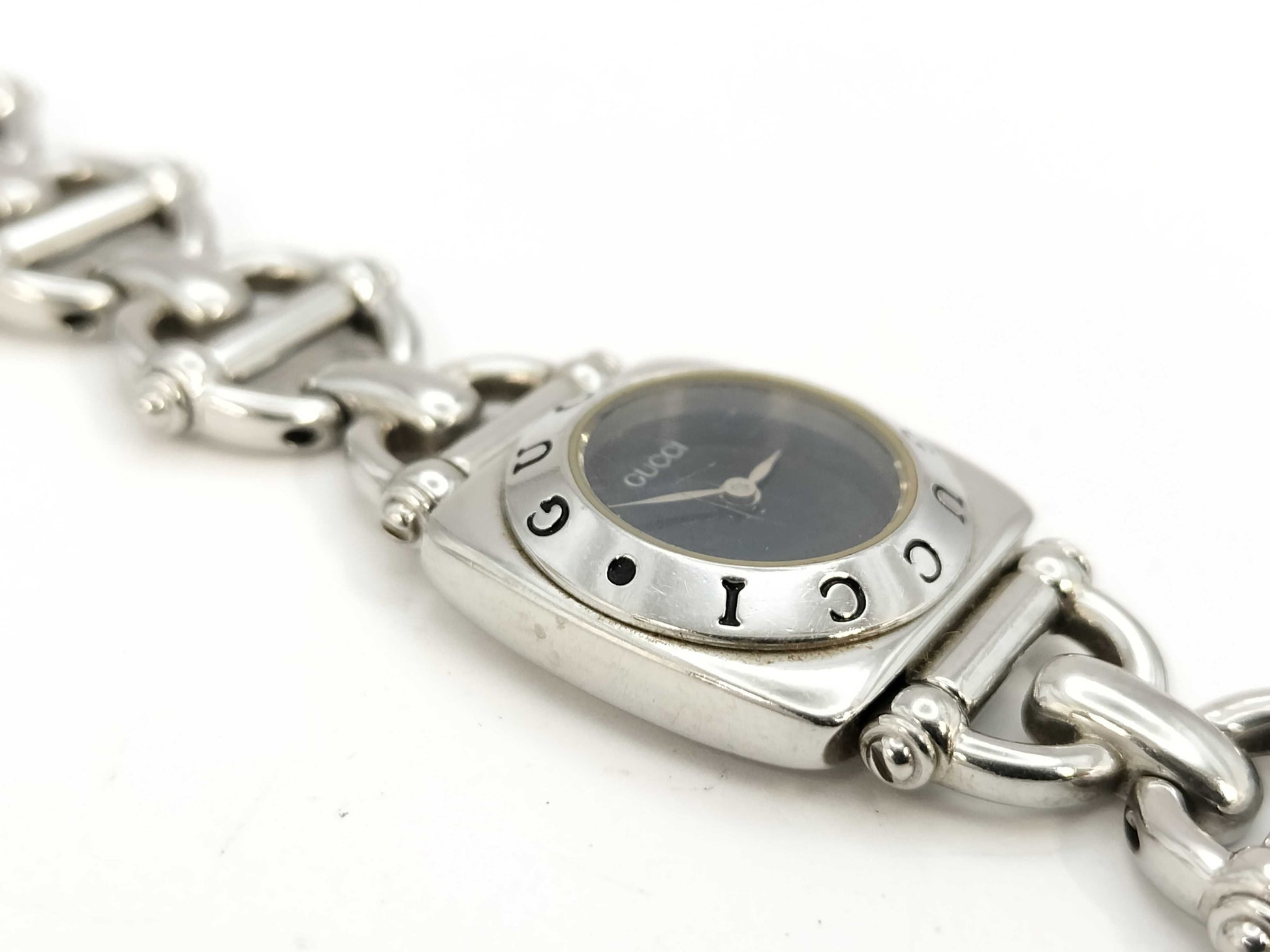 GUCCI 6400L 0089471 Quartz Black Dial Women's Watch