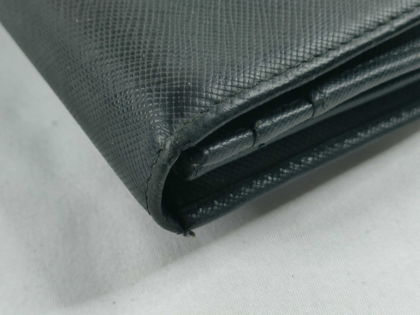 PRADA PRADA Saffiano Long Wallet with Card Holder