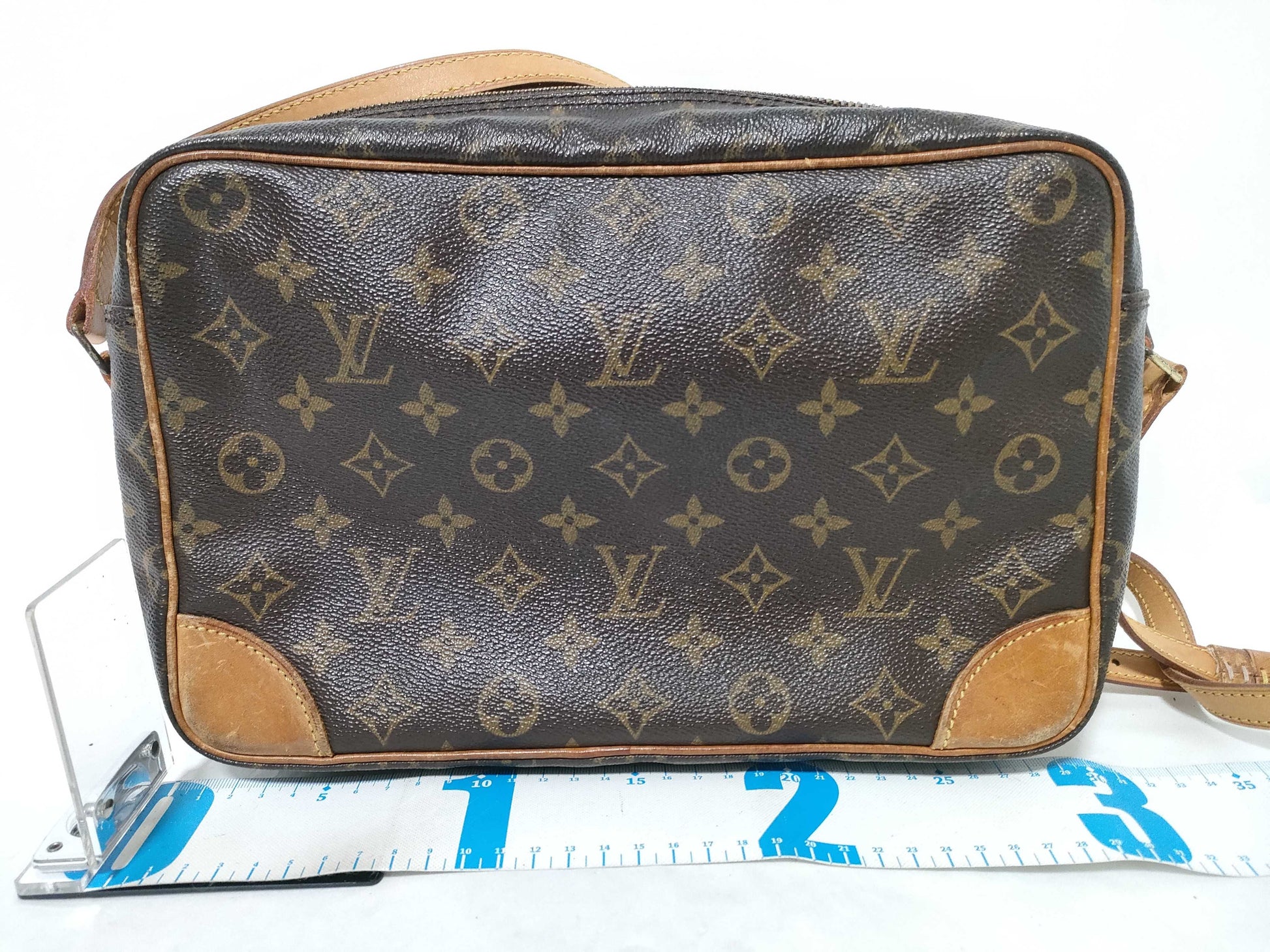 LOUIS VUITTON Monogram Brand Bag Louis Vuitton Shoulder Bag