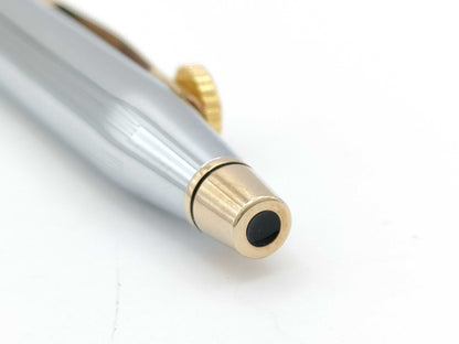 Pens and fountain pens