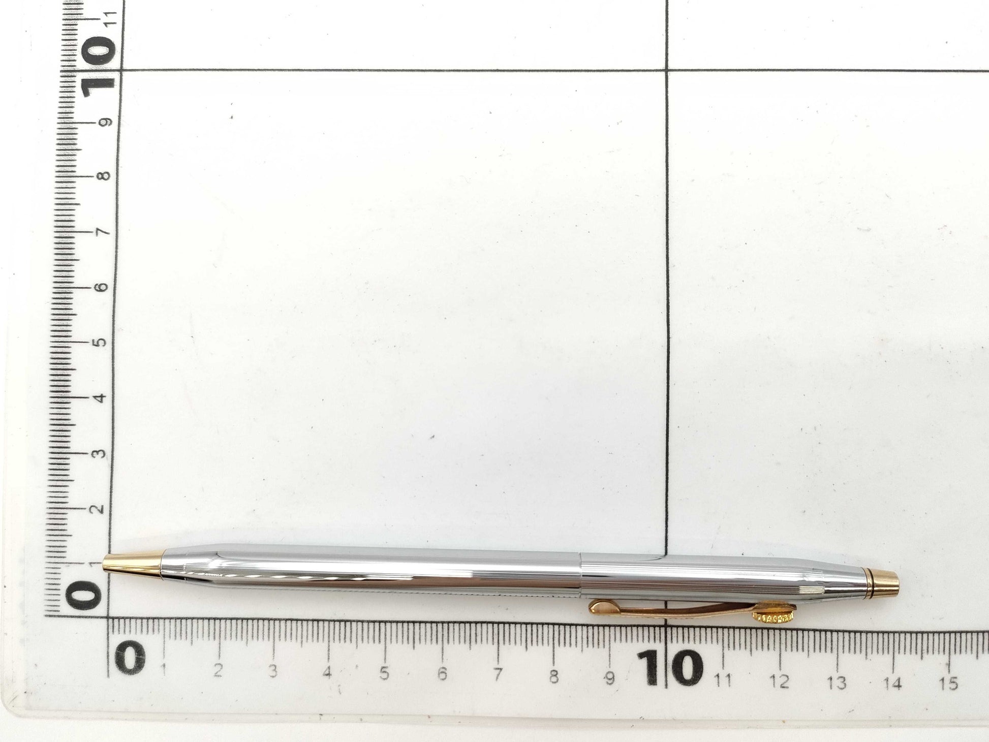 Pens and fountain pens