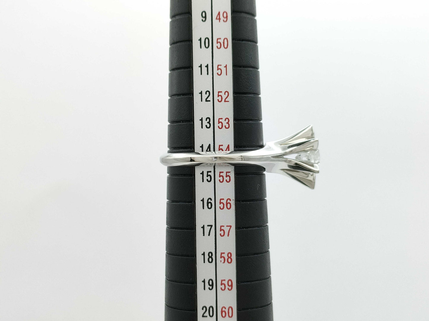 D1.010ct PT900 7.1g Ring 