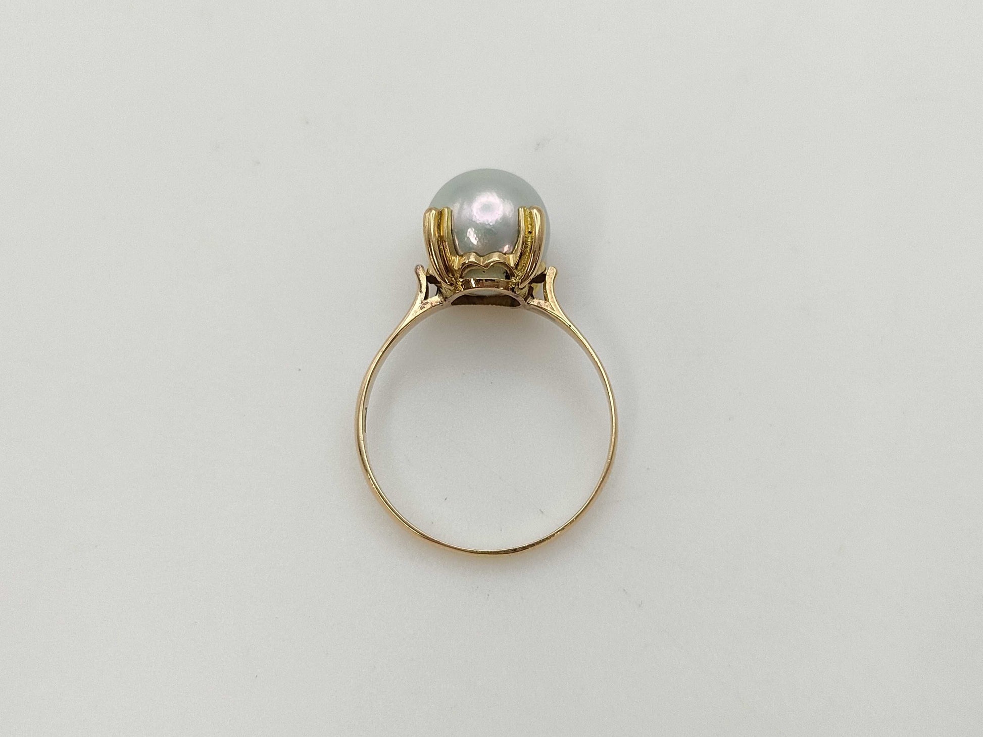 Pearl diameter: approx. 8.9mm, 18K gold, 2.6g, ring 