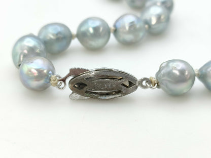 Semi-round pearl necklace, diameter approximately 7.7mm-7.8mm, sterling silver, 28.2g .