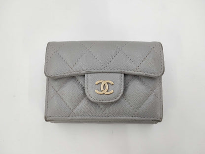 CHANEL Caviar Skin Gray Wallet