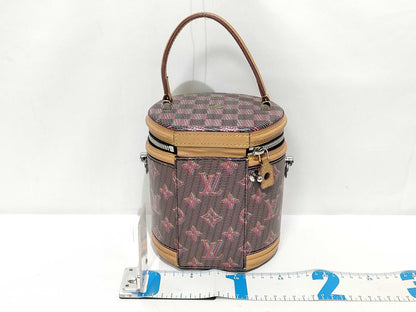 LOUIS VUITTON Monogram LOUIS VUITTON Bag Handbag