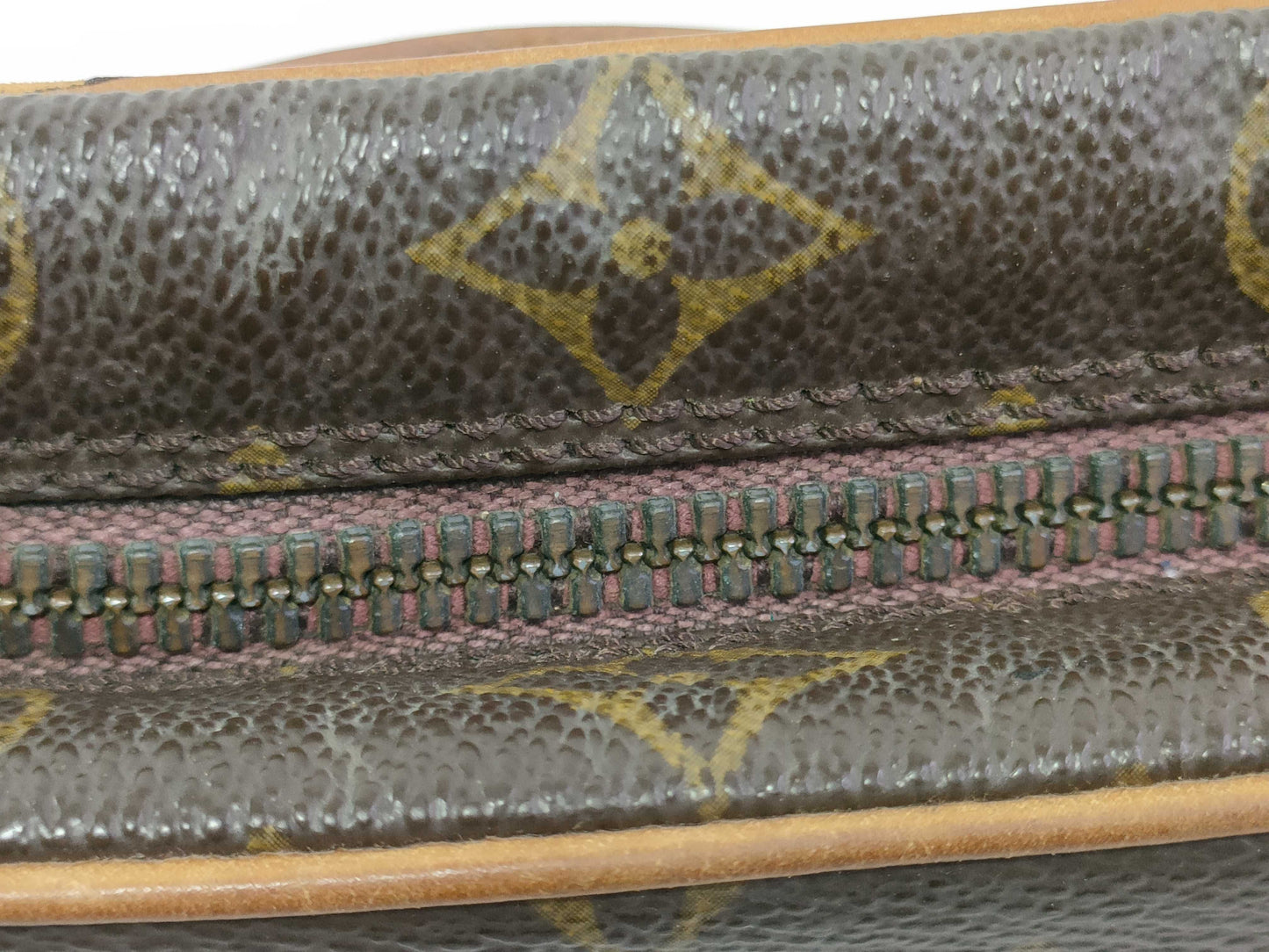 LOUIS VUITTON Monogram Louis Vuitton M51847 Compiègne 23 Second Bag Clutch Bag Monogram Second Bag