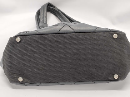 CHANEL Paris-Biarritz MM Tote Bag 11380533