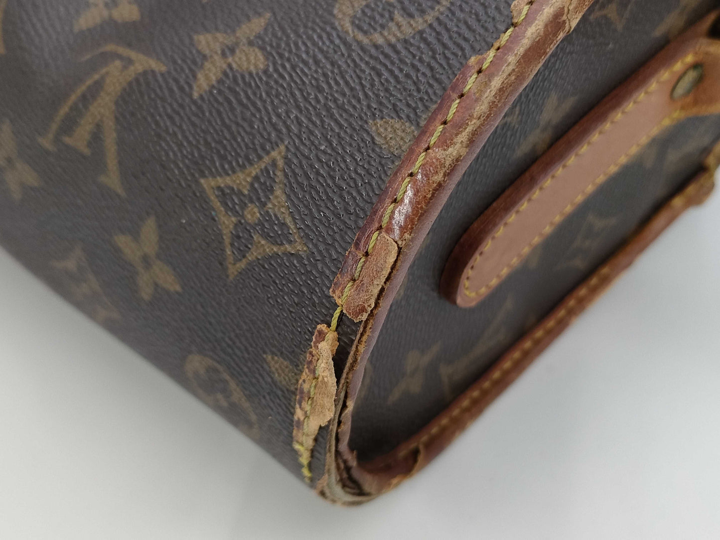 LOUIS VUITTON LV Monogram Mountain Bag 4-Piece Set