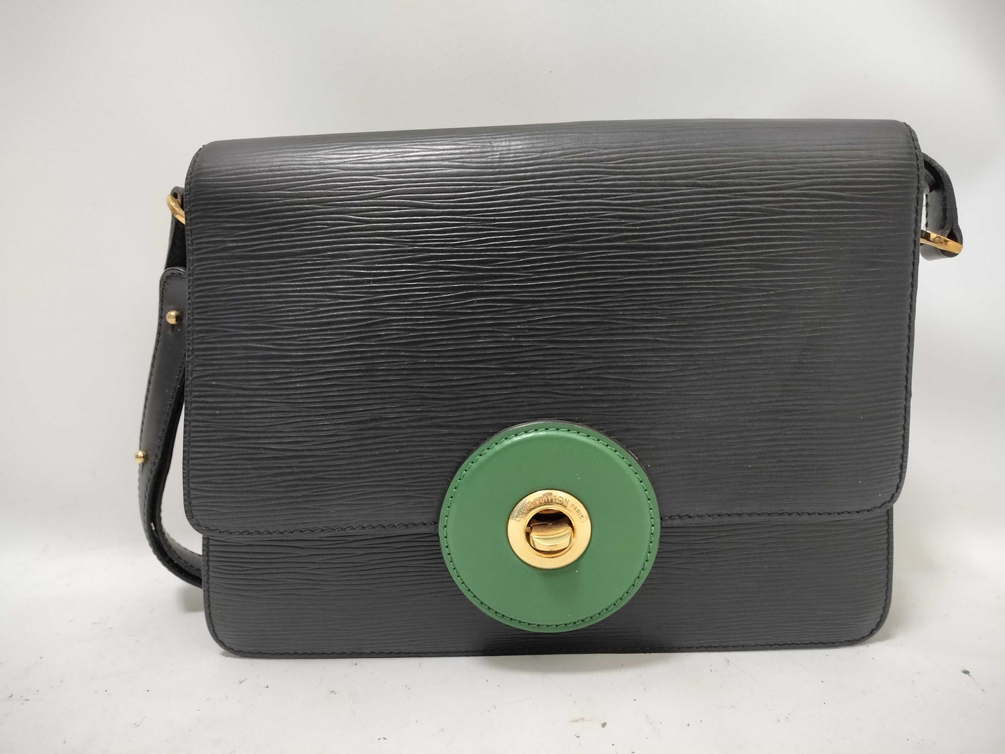 LOUIS VUITTON Epi Free Run Handbag M52414 VI0970 Handbag